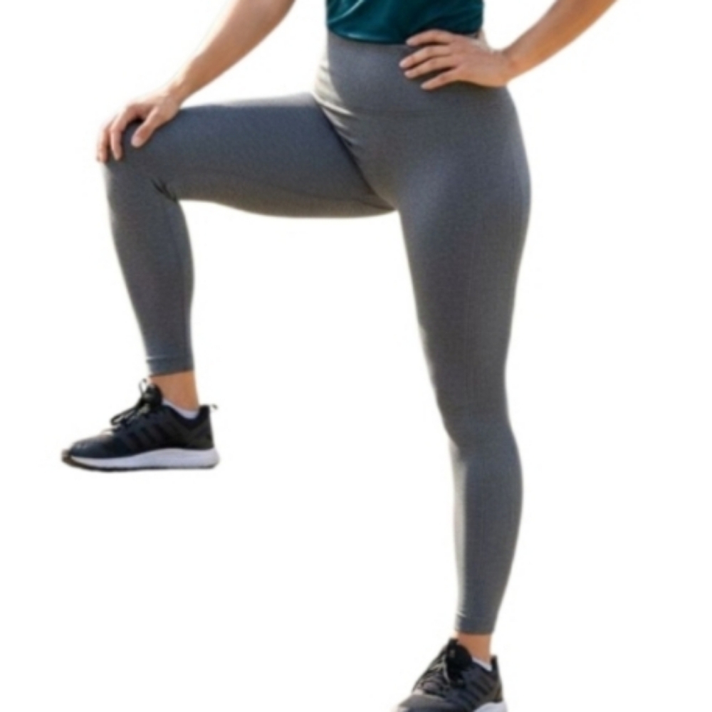 Misses (S) Light GRAY Hold Your Tummy In Athletic Wear In Excellent Condition
